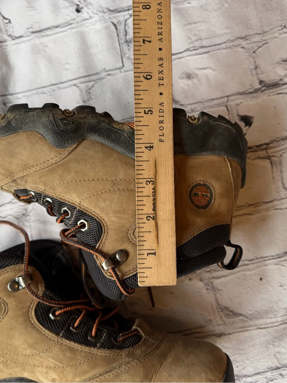Timberland Women’s Leather Hiking Boots Lace Up Hightop GorpCore Size 6M Granola